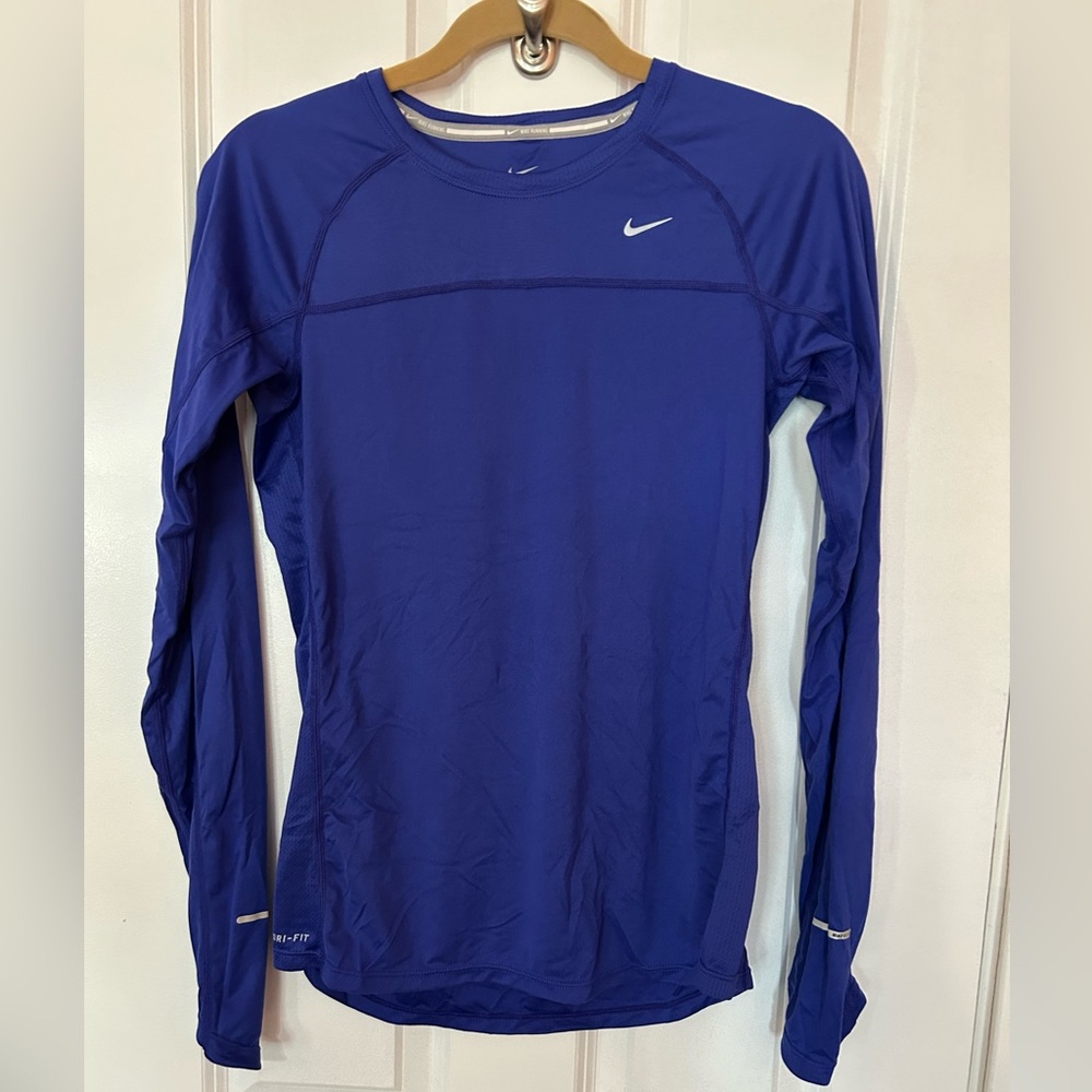 Nike Women’s Dri-Fit Miler Long-Sleeve Running Shirt Size M